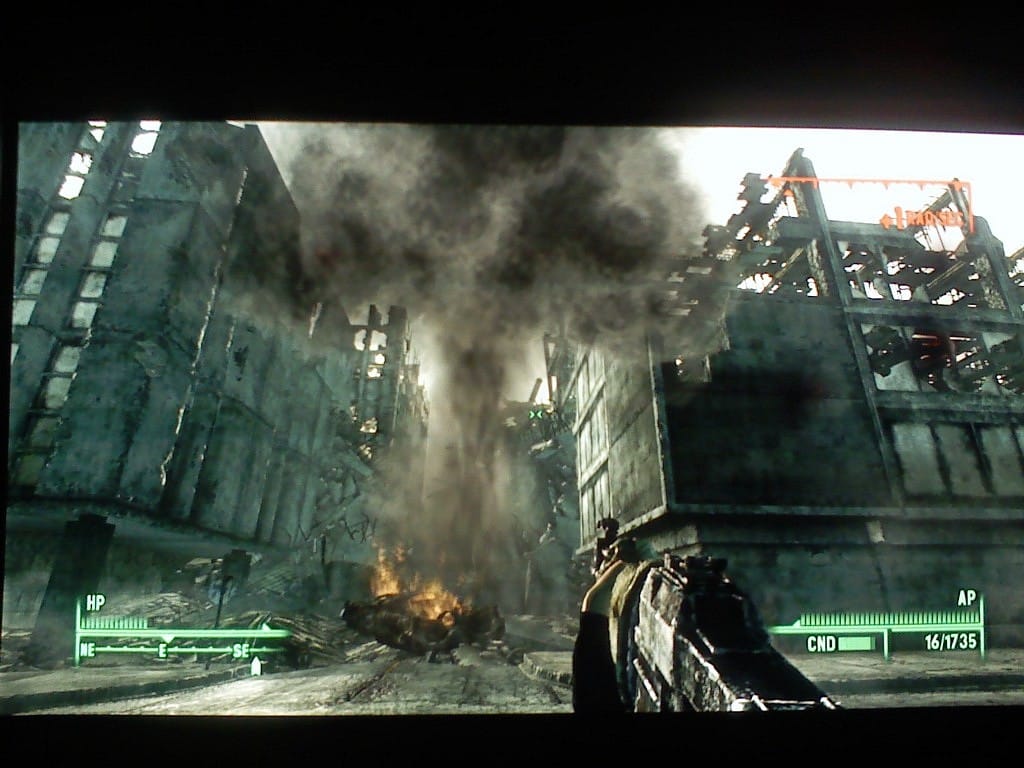 폴아웃 3 자동차 폭발시 버섯구름이 생기는 이유...